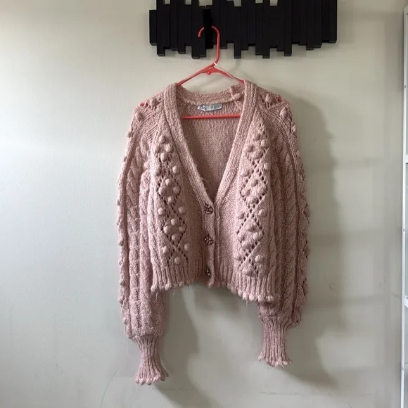 Zara Jewel Button Knit Cardigan Blush Pink Knit Sweater Size Small Loose Fit - Picture 5 of 16